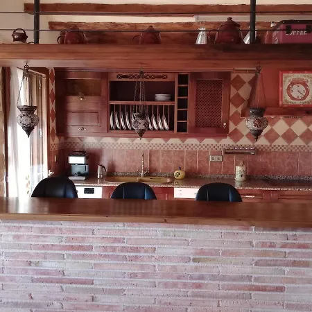 Piso A Orillas Del Rio 아파트 발데로브레스